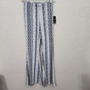 Forever 21 Pants Size S Womens Navy Cream Boho Printed Flared New